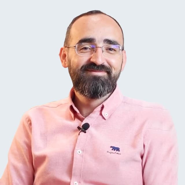 Dr. Mahmoud Mousa: GP Consultation
